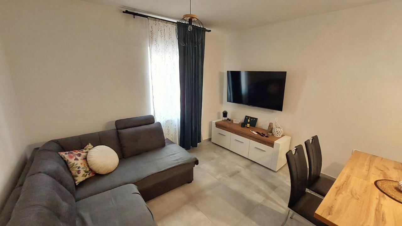 Apartman Zengg Екстер'єр фото